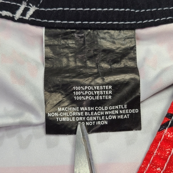 O’Neill Winter Sweater Print Red White & Blue Board Shorts Men's Size 38 EUC - Picture 11 of 13